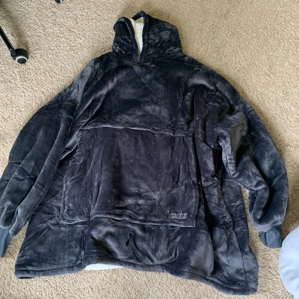 Gray Comfy - image 1